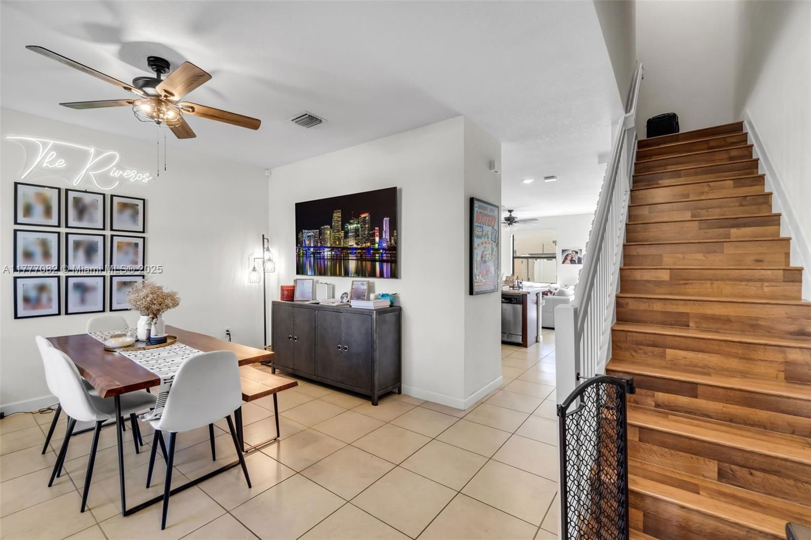 Real estate property located at 10494 33rd Way #10494, Miami-dade, Aquabella Section Two, Hialeah, FL