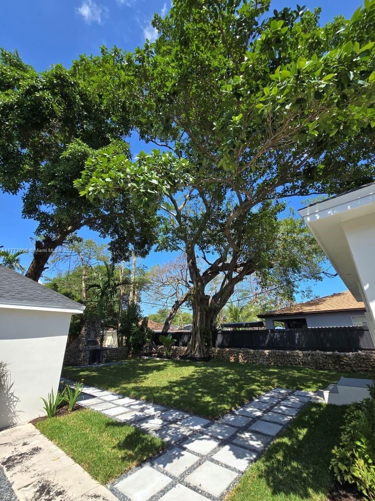 Real estate property located at 1923 48th St, Miami-dade, 17 Ave Manor, Miami, FL