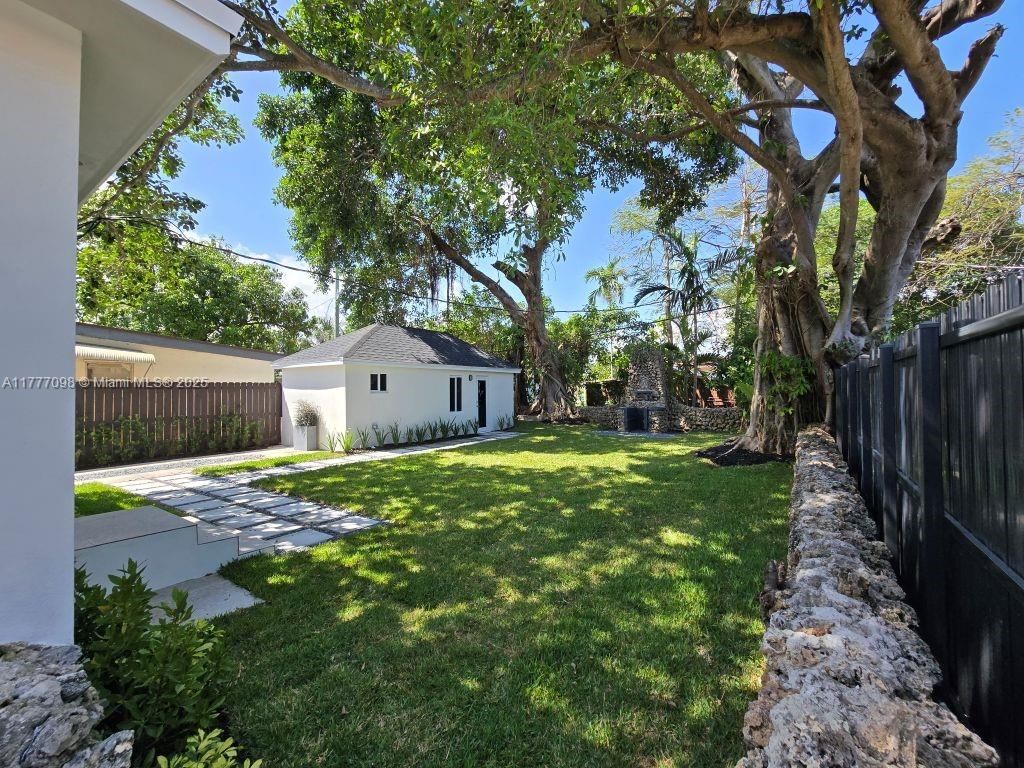 Real estate property located at 1923 48th St, Miami-dade, 17 Ave Manor, Miami, FL