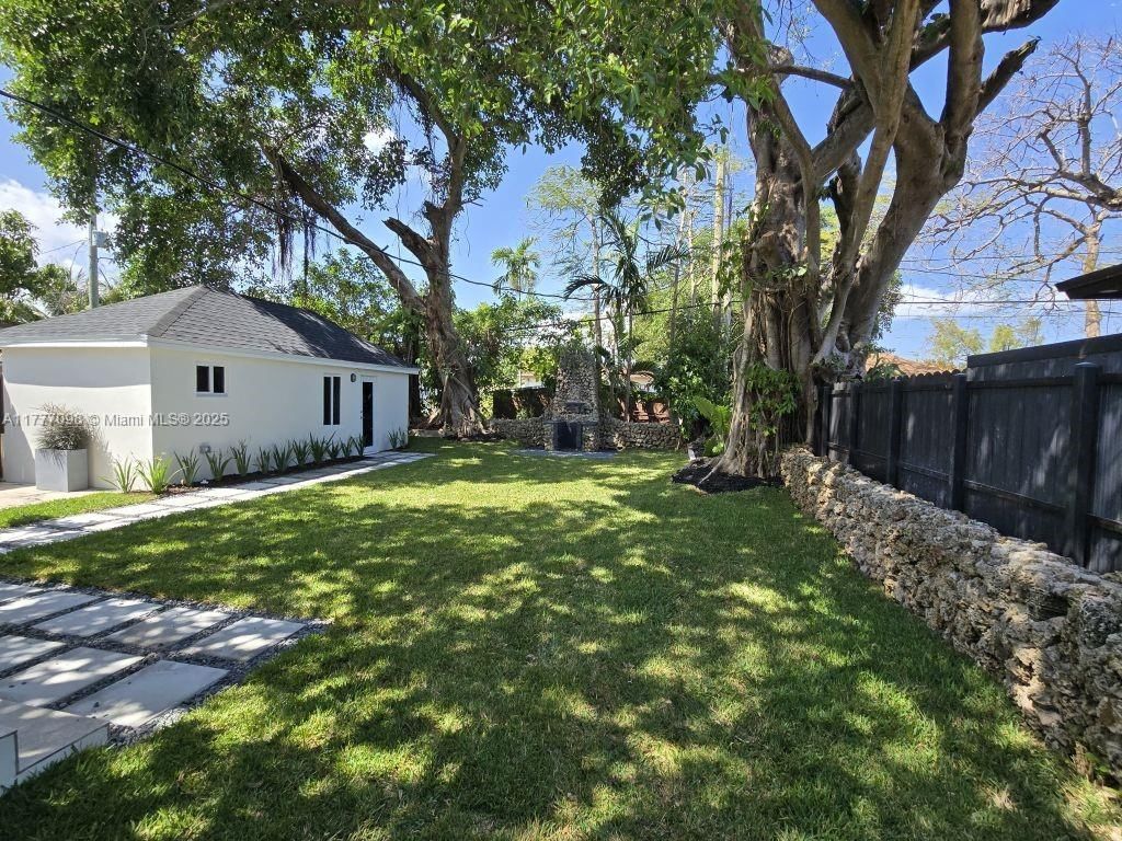 Real estate property located at 1923 48th St, Miami-dade, 17 Ave Manor, Miami, FL
