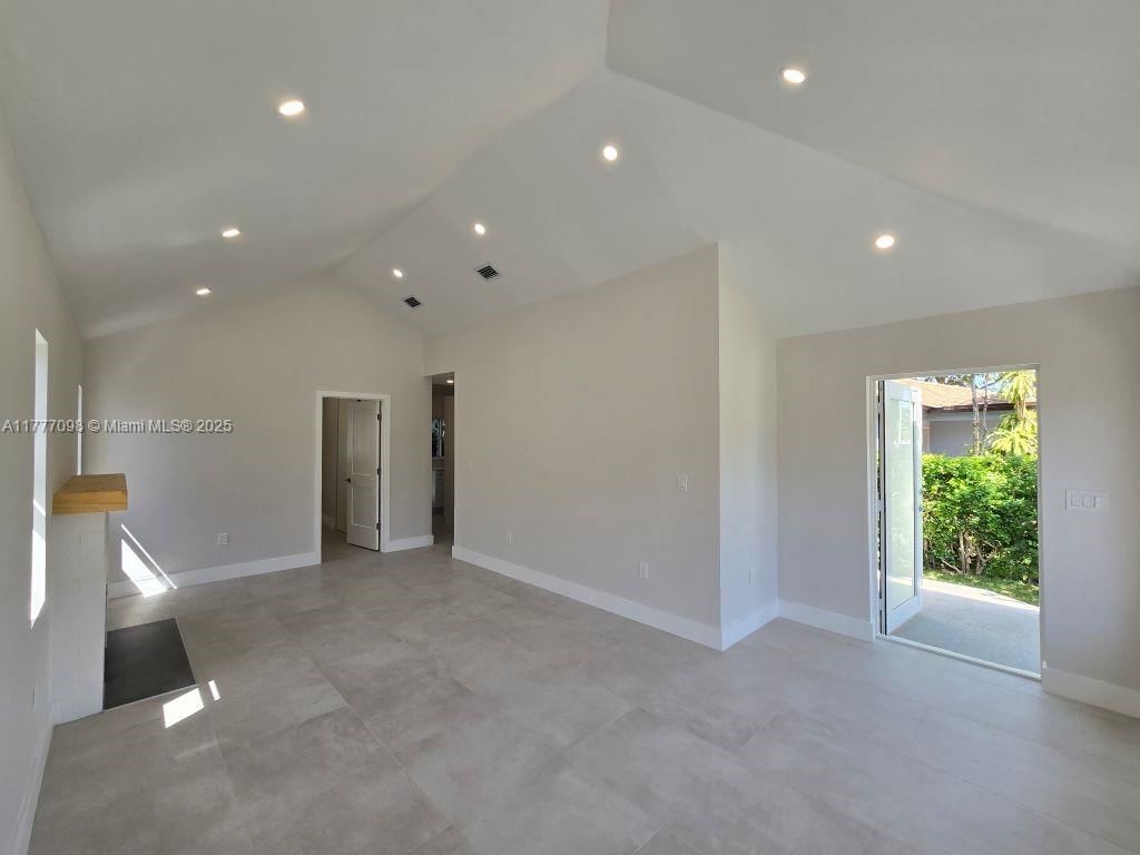 Real estate property located at 1923 48th St, Miami-dade, 17 Ave Manor, Miami, FL