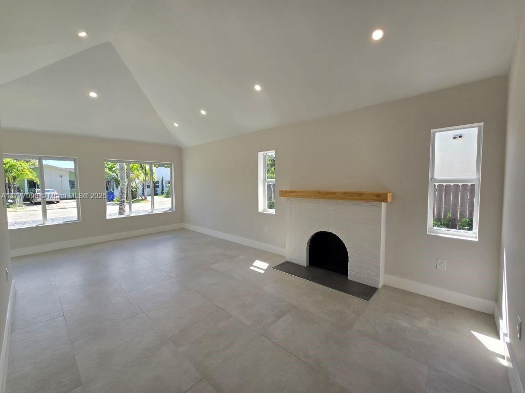Real estate property located at 1923 48th St, Miami-dade, 17 Ave Manor, Miami, FL