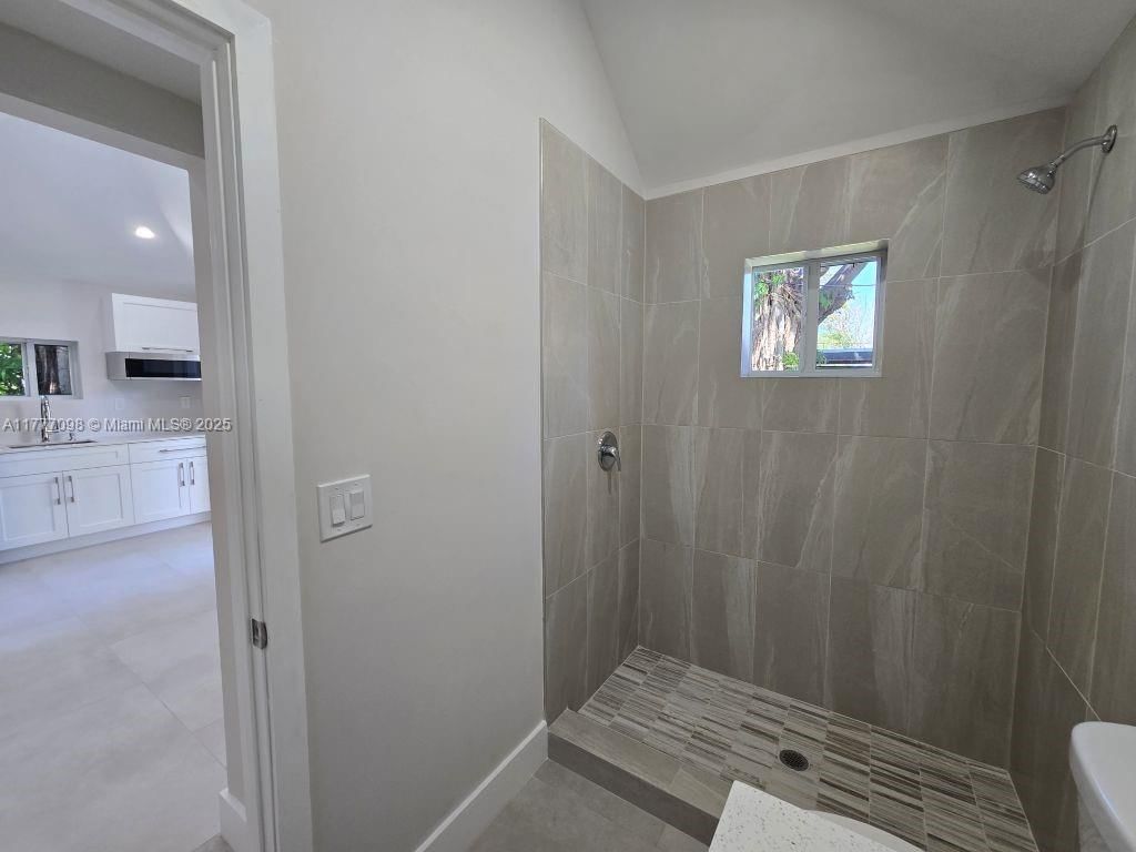 Real estate property located at 1923 48th St, Miami-dade, 17 Ave Manor, Miami, FL
