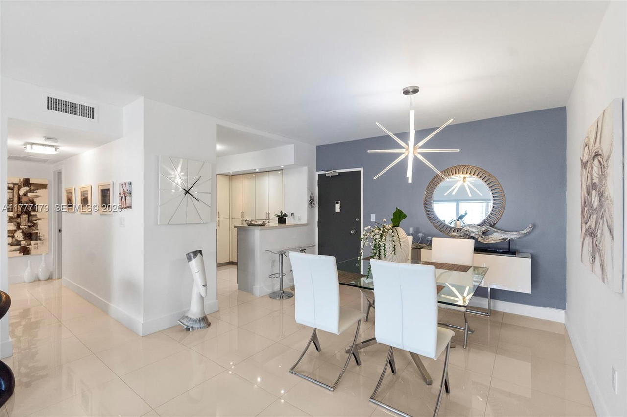 Real estate property located at 1950 Ocean Dr #12H, Broward, Hemispheres Condo, Hallandale Beach, FL