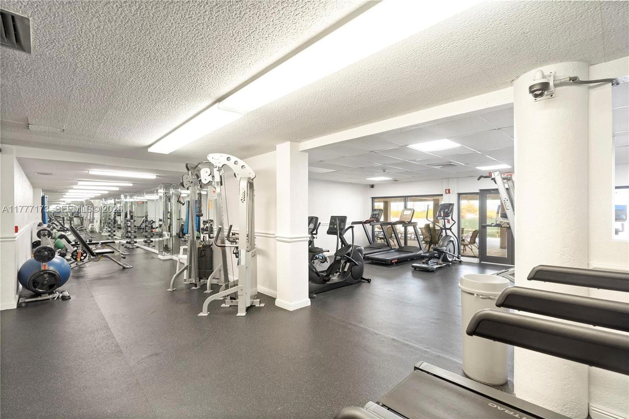 Real estate property located at 1950 Ocean Dr #12H, Broward, Hemispheres Condo, Hallandale Beach, FL