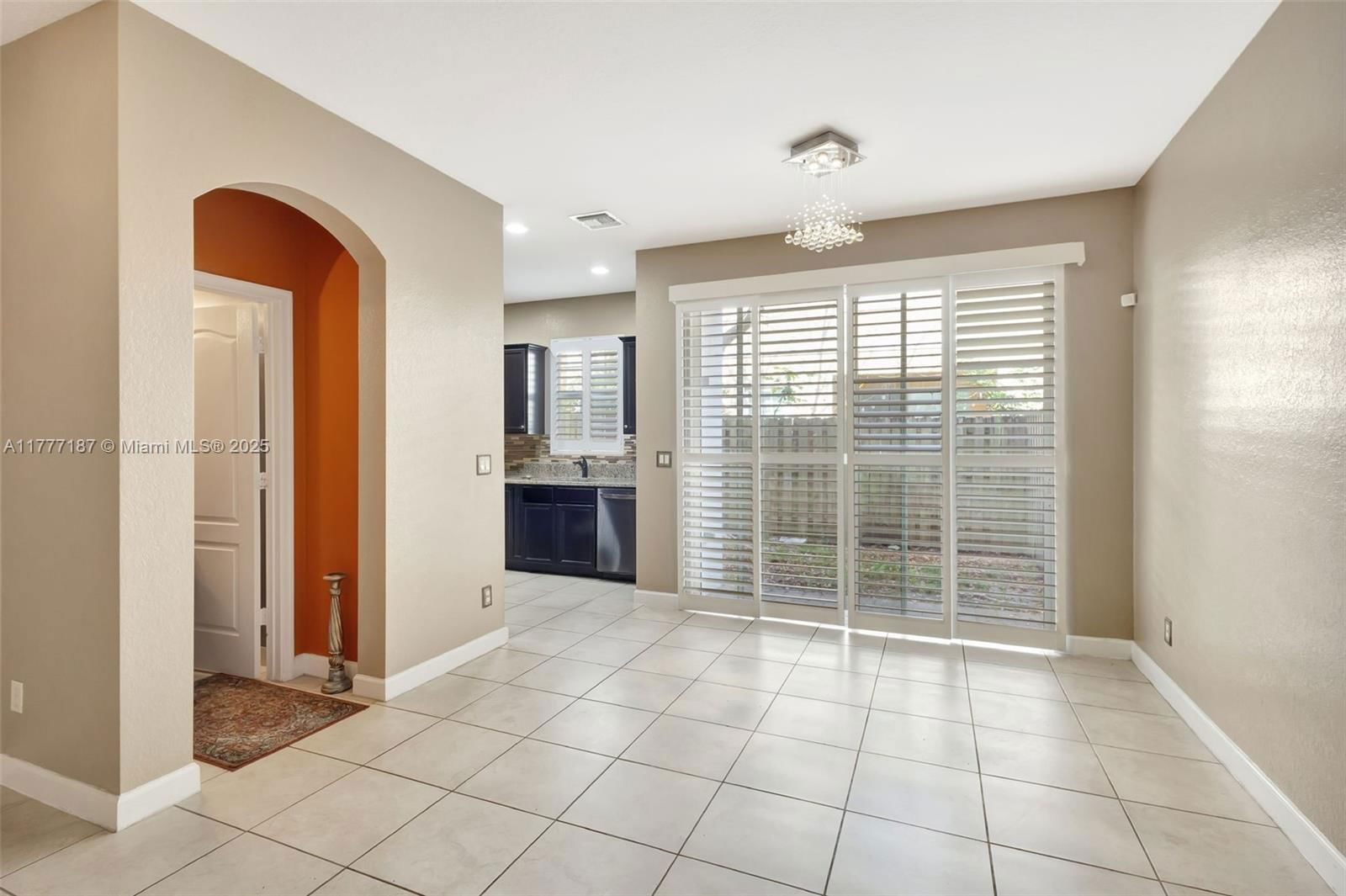 Real estate property located at 4343 Chalmers Ln, Palm Beach, Charleston Commons, West Palm Beach, FL