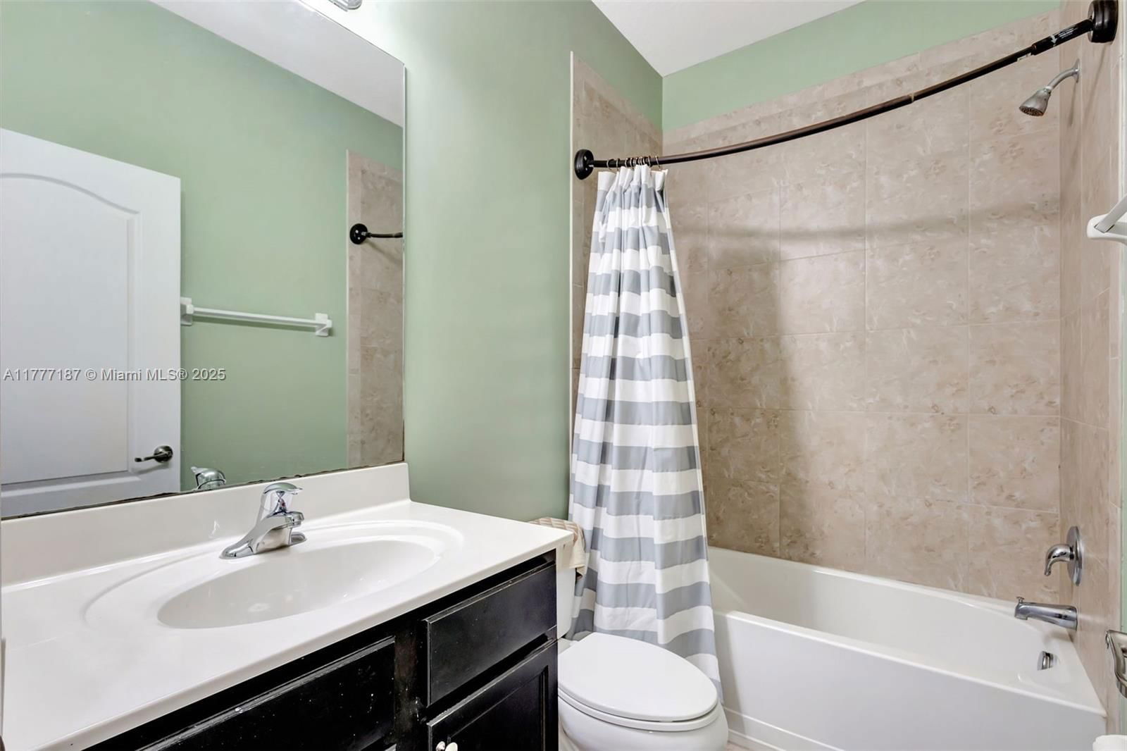 Real estate property located at 4343 Chalmers Ln, Palm Beach, Charleston Commons, West Palm Beach, FL