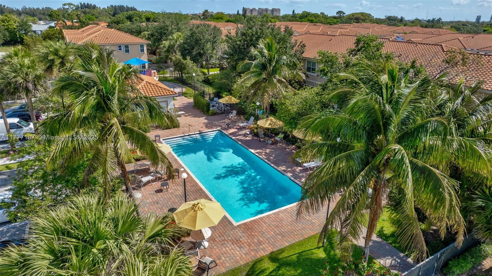 Real estate property located at 4343 Chalmers Ln, Palm Beach, Charleston Commons, West Palm Beach, FL