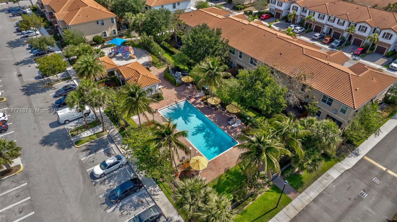 Real estate property located at 4343 Chalmers Ln, Palm Beach, Charleston Commons, West Palm Beach, FL
