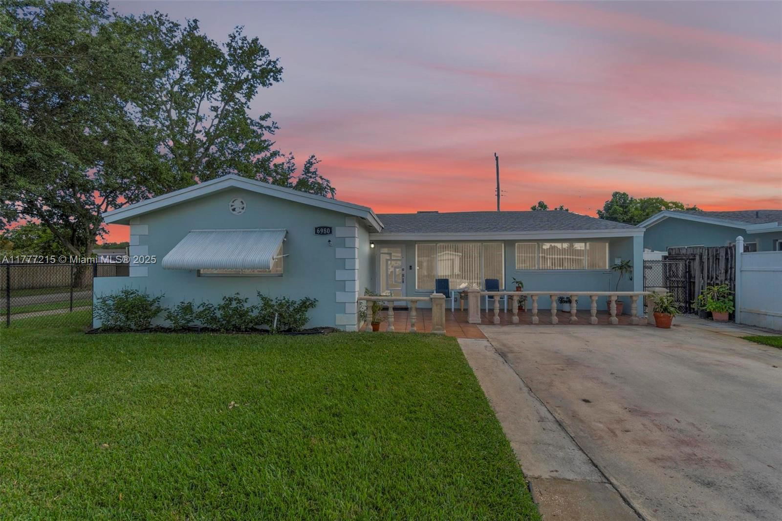 Real estate property located at 6980 27th Ct, Broward, Miramar Sec 4, Miramar, FL
