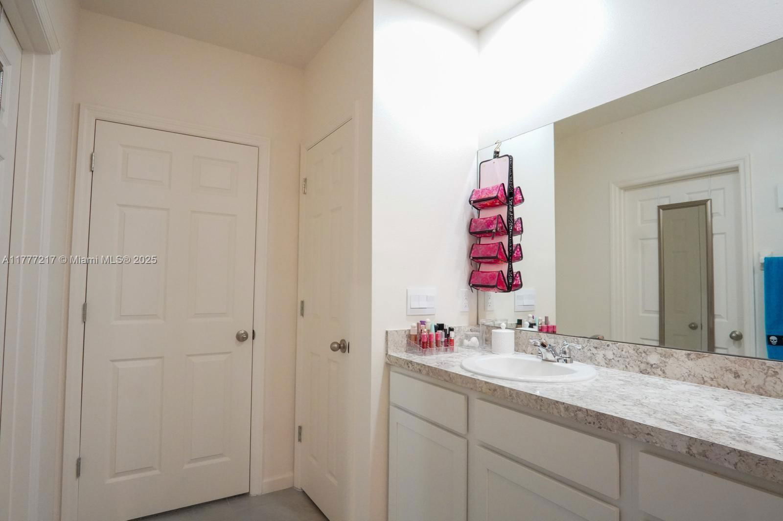 Real estate property located at 10770 Vasari Way, St Lucie, Verano South Pud 1 - Pod, Port St. Lucie, FL