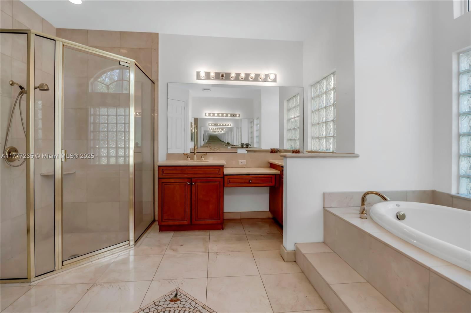 Real estate property located at 3432 Dovecote Meadow Ln, Broward, Long Lake Ranches Plat Tw, Davie, FL