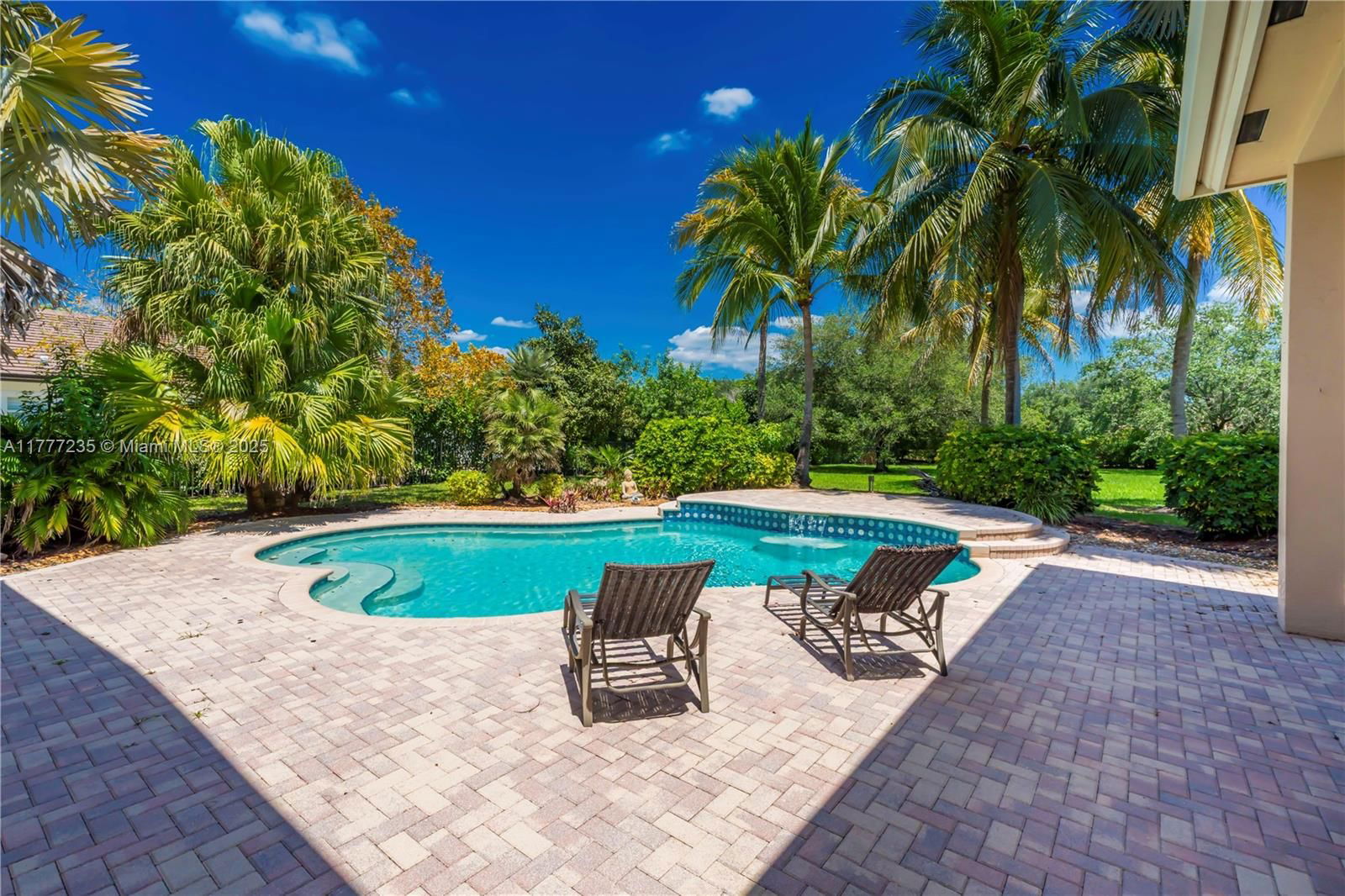 Real estate property located at 3432 Dovecote Meadow Ln, Broward, Long Lake Ranches Plat Tw, Davie, FL