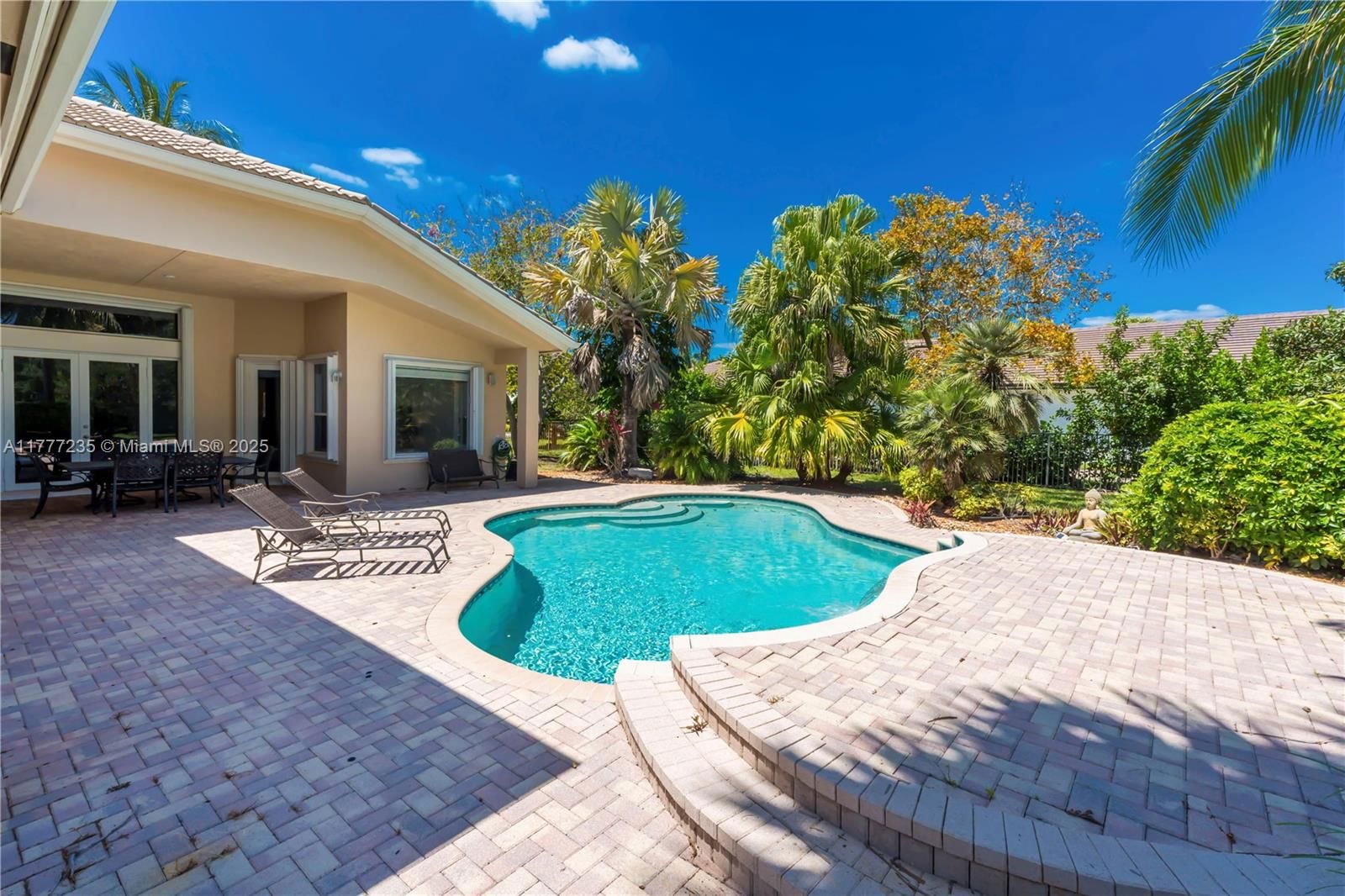 Real estate property located at 3432 Dovecote Meadow Ln, Broward, Long Lake Ranches Plat Tw, Davie, FL