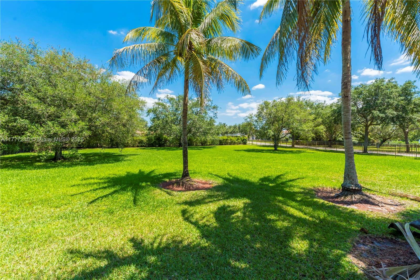 Real estate property located at 3432 Dovecote Meadow Ln, Broward, Long Lake Ranches Plat Tw, Davie, FL