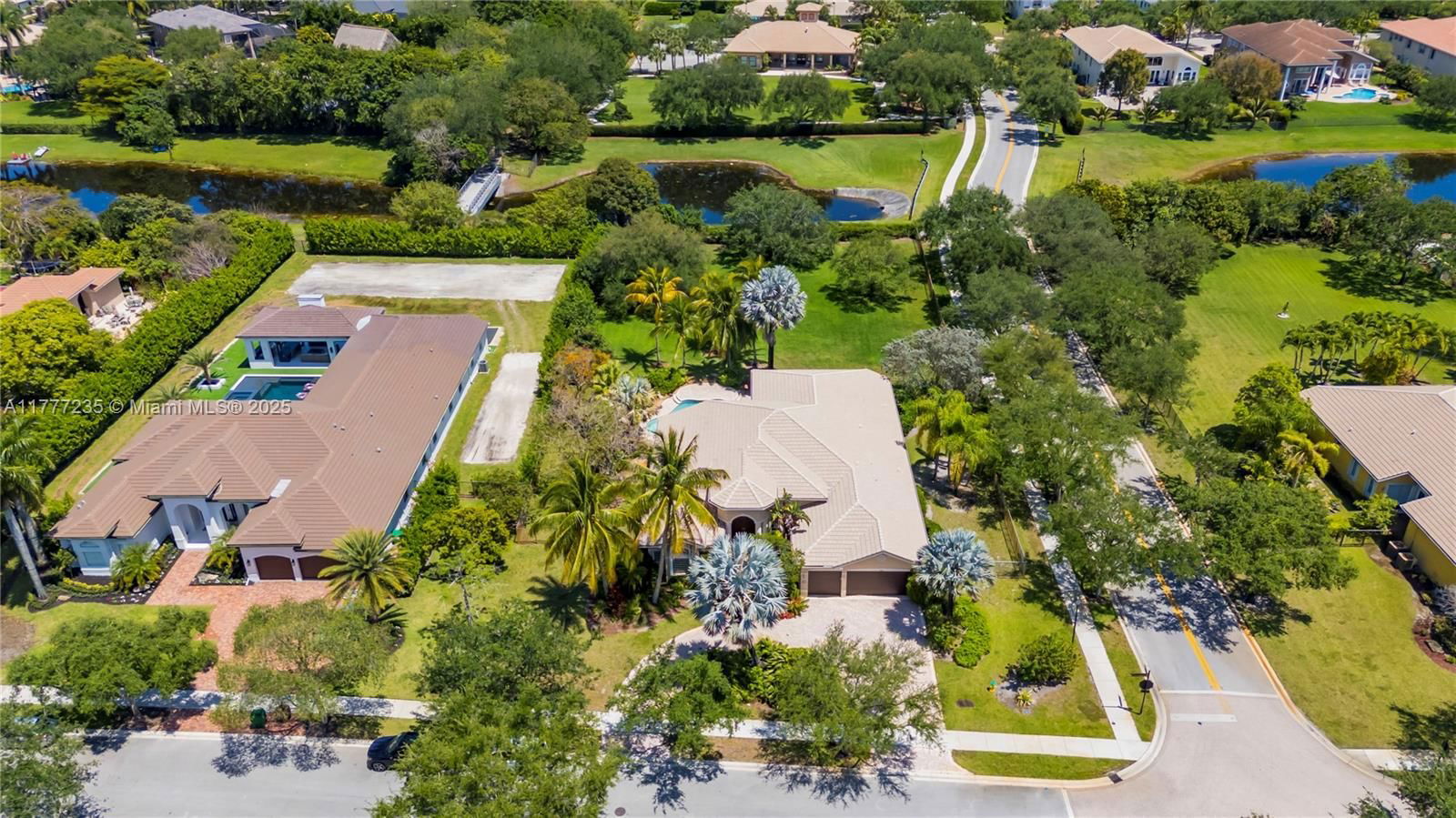 Real estate property located at 3432 Dovecote Meadow Ln, Broward, Long Lake Ranches Plat Tw, Davie, FL