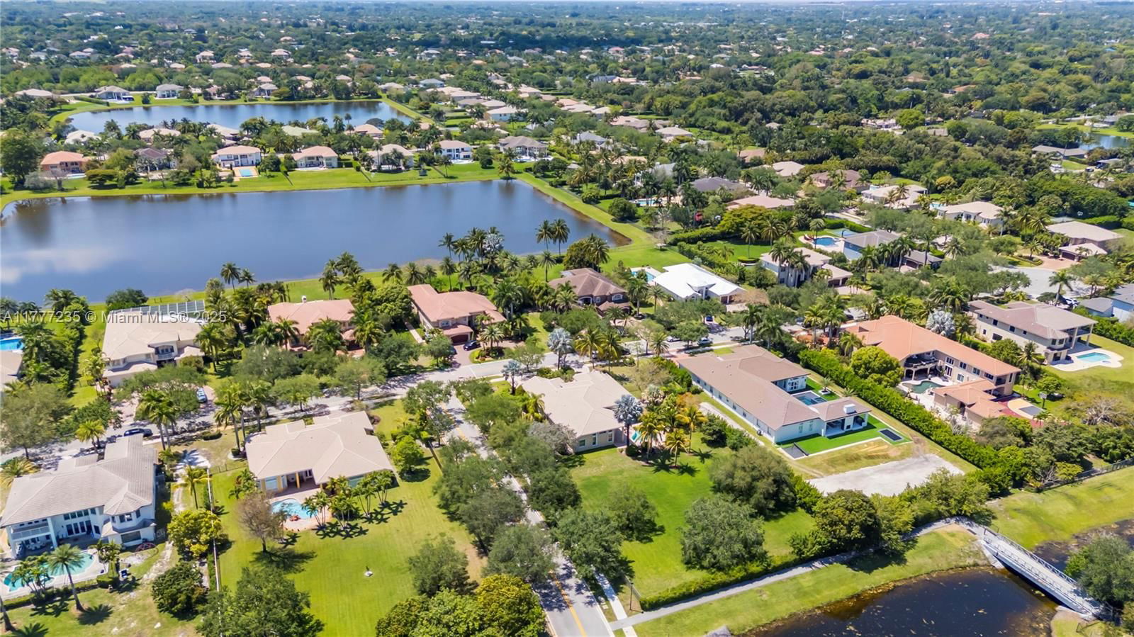 Real estate property located at 3432 Dovecote Meadow Ln, Broward, Long Lake Ranches Plat Tw, Davie, FL