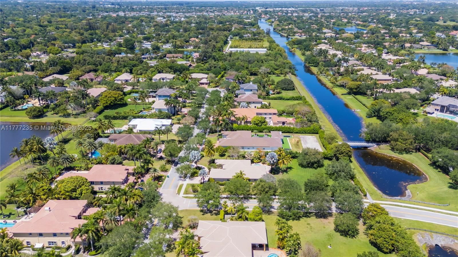 Real estate property located at 3432 Dovecote Meadow Ln, Broward, Long Lake Ranches Plat Tw, Davie, FL
