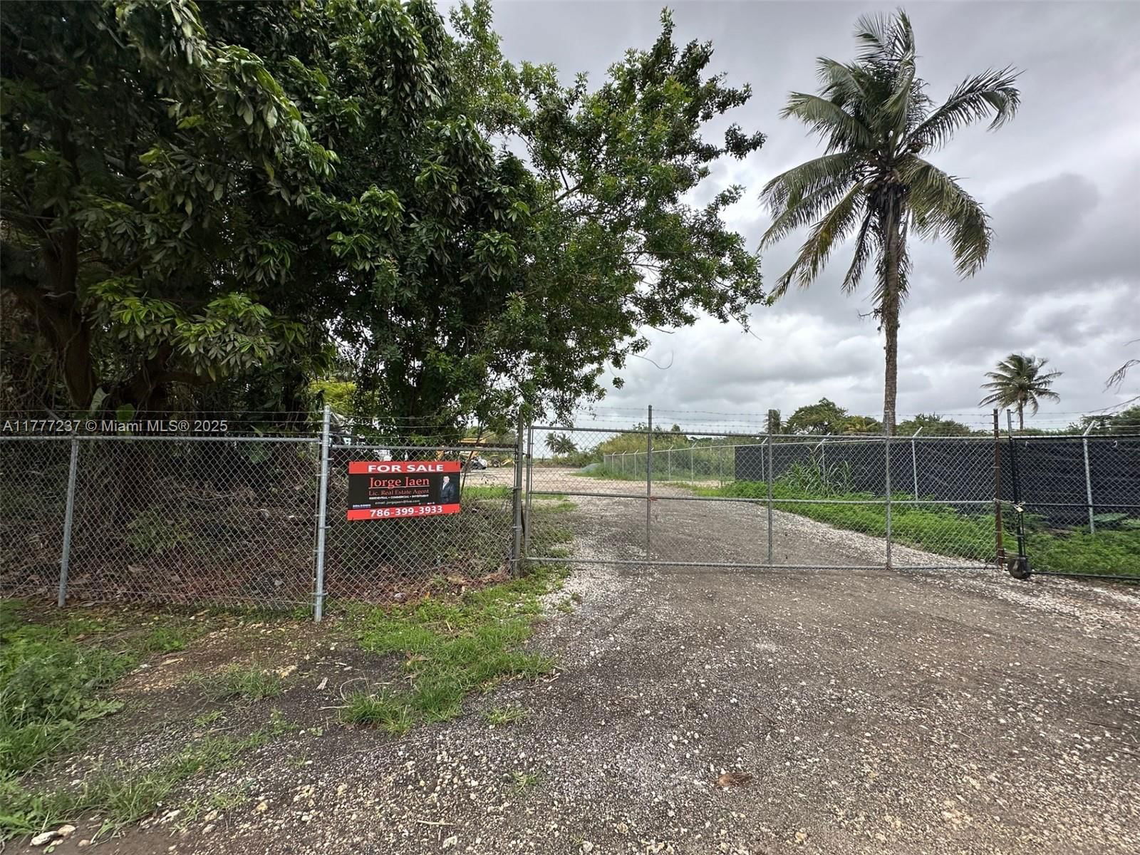 Real estate property located at SW 122 Street, Miami-dade, Unincorporated Dade, FL