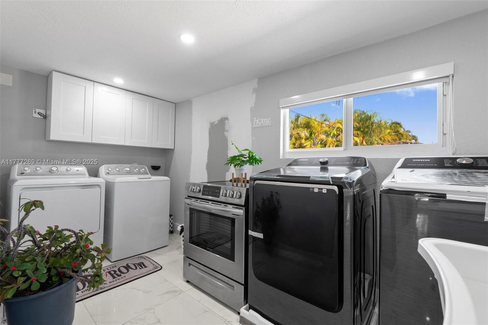 Real estate property located at 9025 56th St, Miami-dade, Tropical Gardens Estates, Miami, FL
