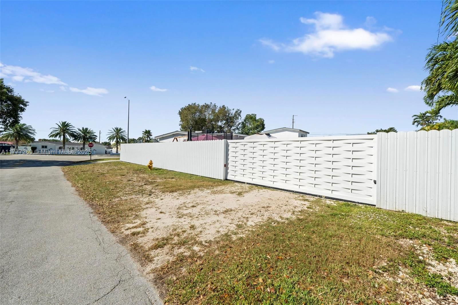 Real estate property located at 9025 56th St, Miami-dade, Tropical Gardens Estates, Miami, FL