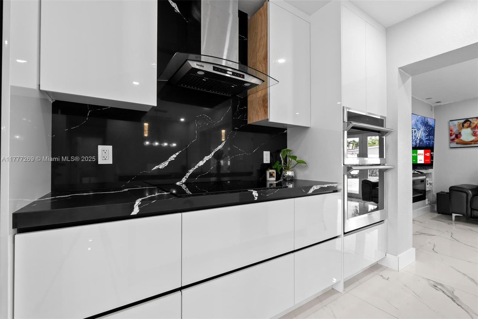 Real estate property located at 9025 56th St, Miami-dade, Tropical Gardens Estates, Miami, FL
