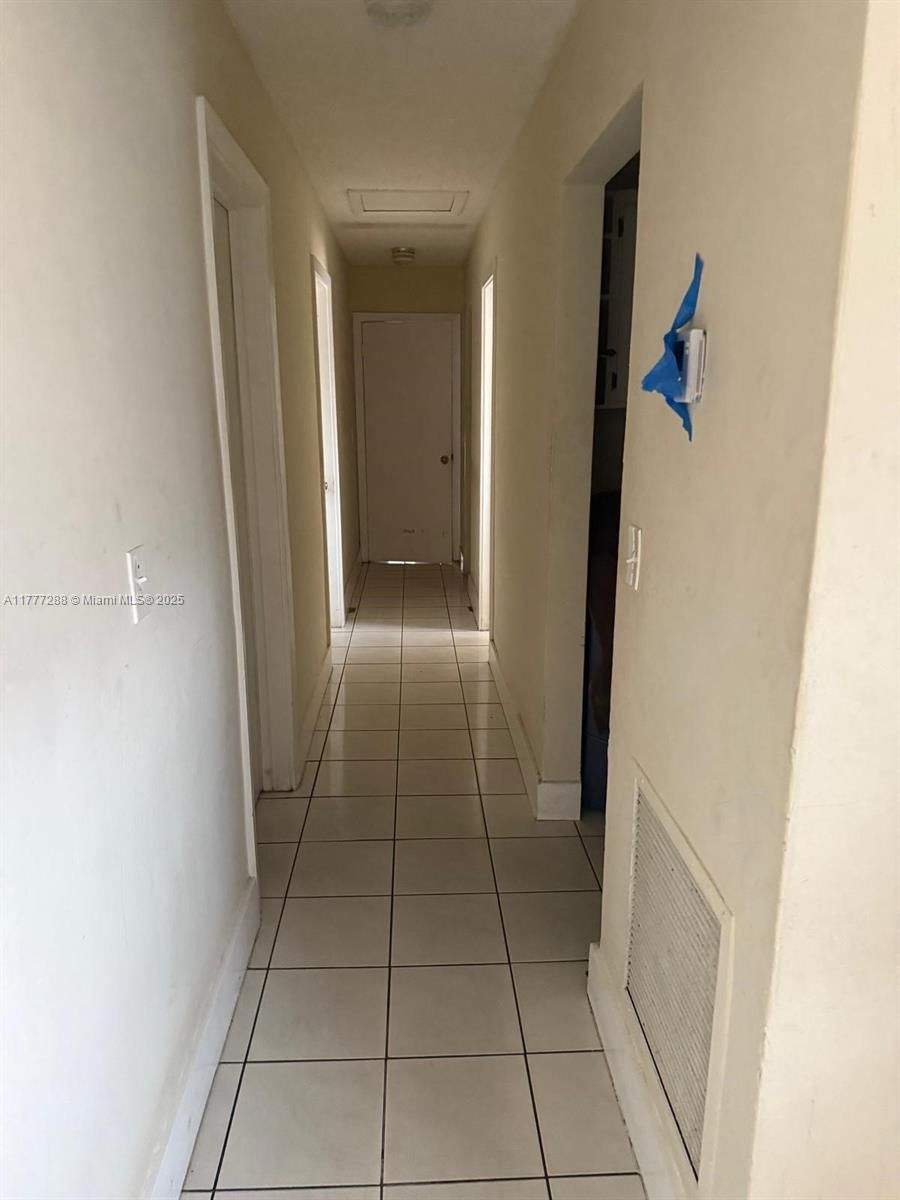 Real estate property located at 2929 22nd Ct, Miami-dade, Glenhaven, Miami, FL