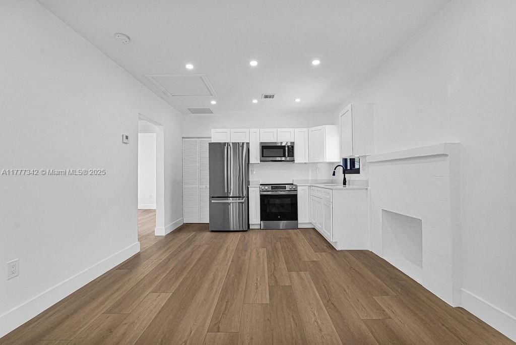 Real estate property located at 3040 13th Ave, Miami-dade, West End Park Amd Pl, Miami, FL