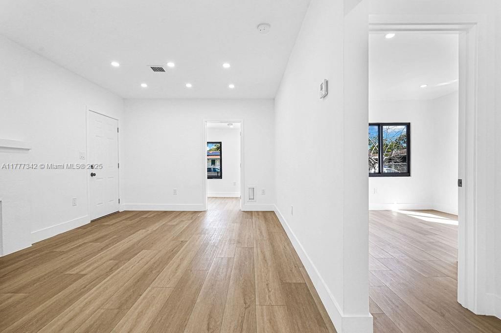 Real estate property located at 3040 13th Ave, Miami-dade, West End Park Amd Pl, Miami, FL