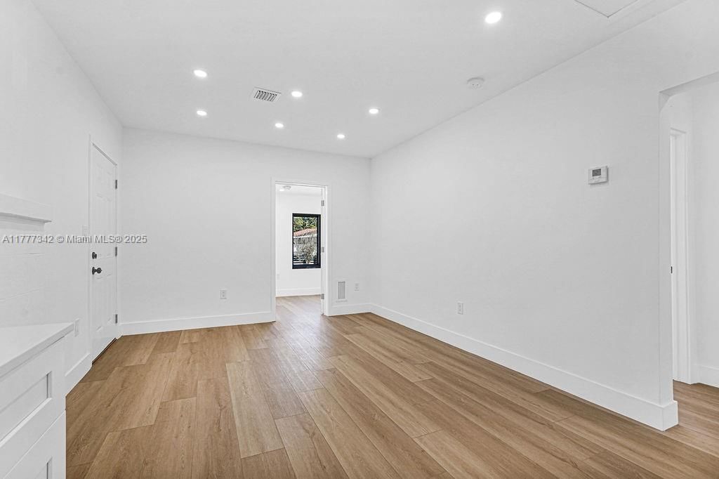 Real estate property located at 3040 13th Ave, Miami-dade, West End Park Amd Pl, Miami, FL