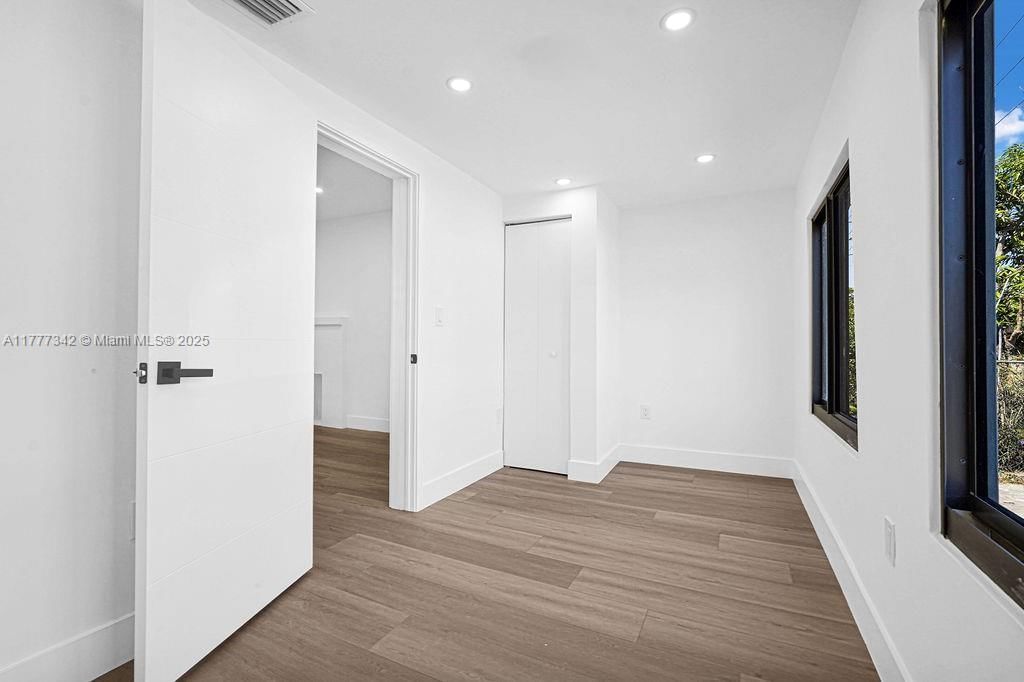 Real estate property located at 3040 13th Ave, Miami-dade, West End Park Amd Pl, Miami, FL