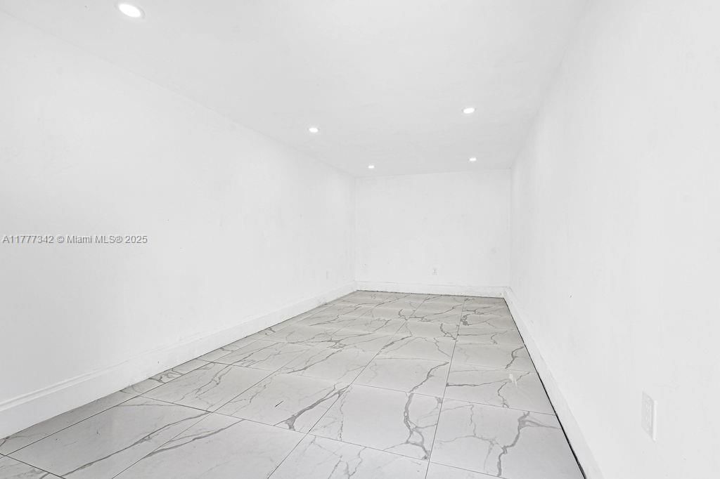 Real estate property located at 3040 13th Ave, Miami-dade, West End Park Amd Pl, Miami, FL