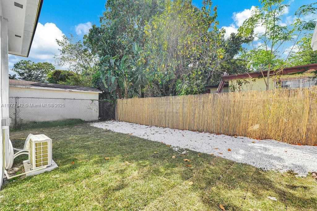 Real estate property located at 3040 13th Ave, Miami-dade, West End Park Amd Pl, Miami, FL
