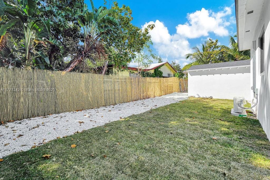 Real estate property located at 3040 13th Ave, Miami-dade, West End Park Amd Pl, Miami, FL