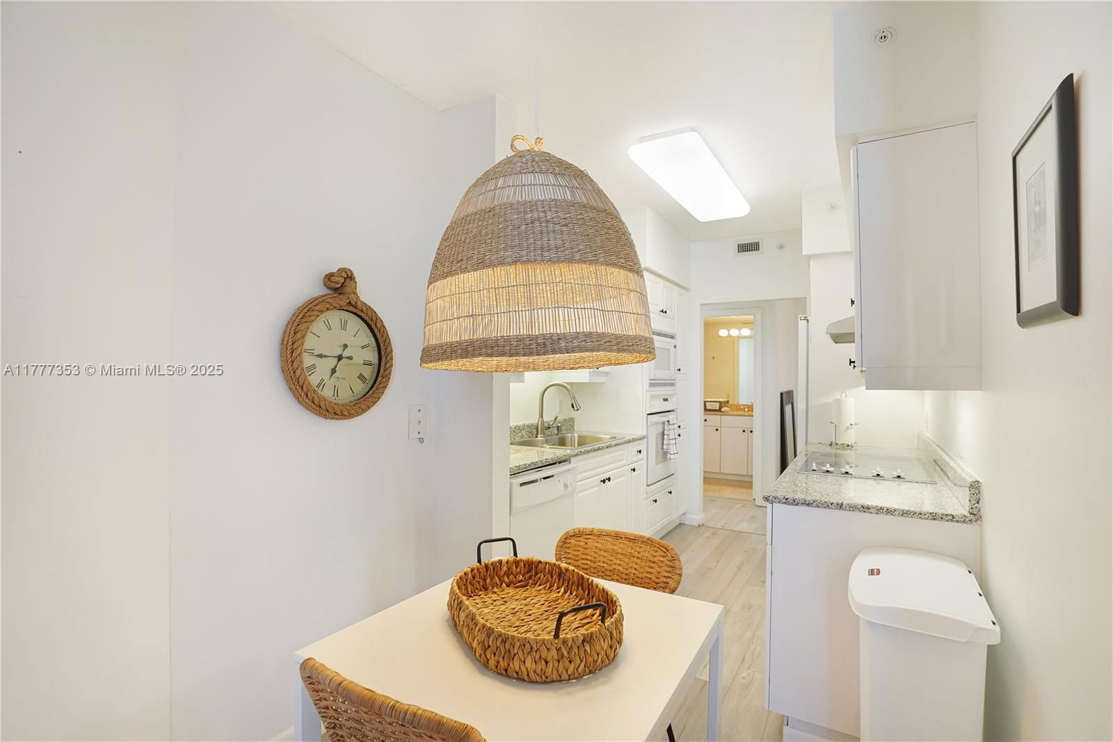 Real estate property located at 4779 Collins Ave #2908, Miami-dade, Blue Diamond Condo, Miami Beach, FL