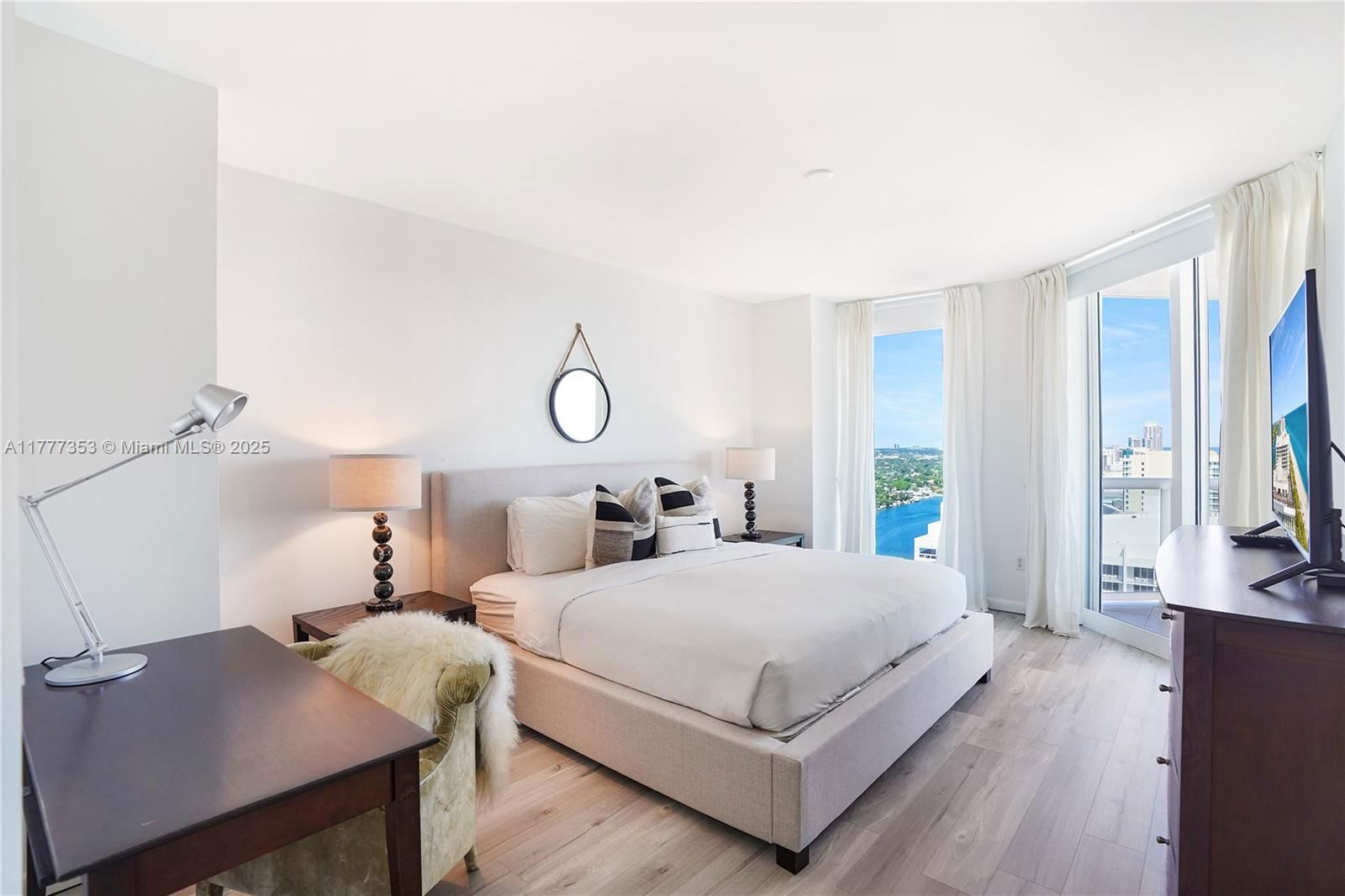 Real estate property located at 4779 Collins Ave #2908, Miami-dade, Blue Diamond Condo, Miami Beach, FL