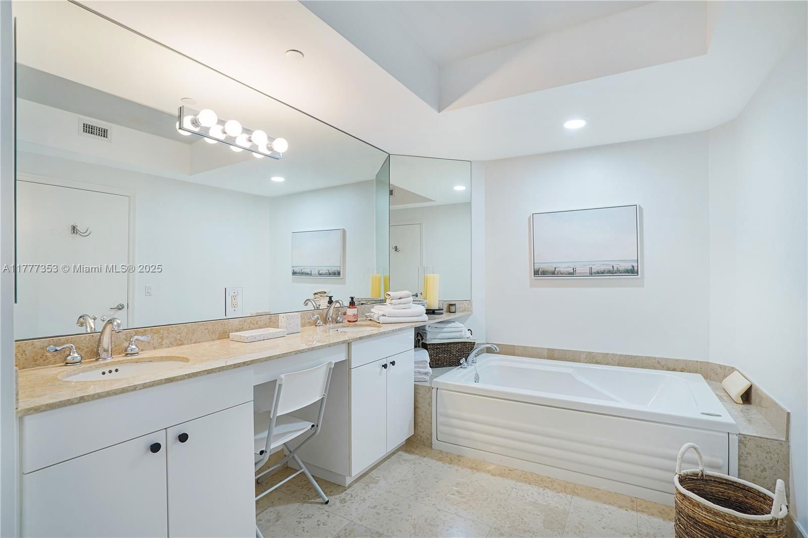 Real estate property located at 4779 Collins Ave #2908, Miami-dade, Blue Diamond Condo, Miami Beach, FL