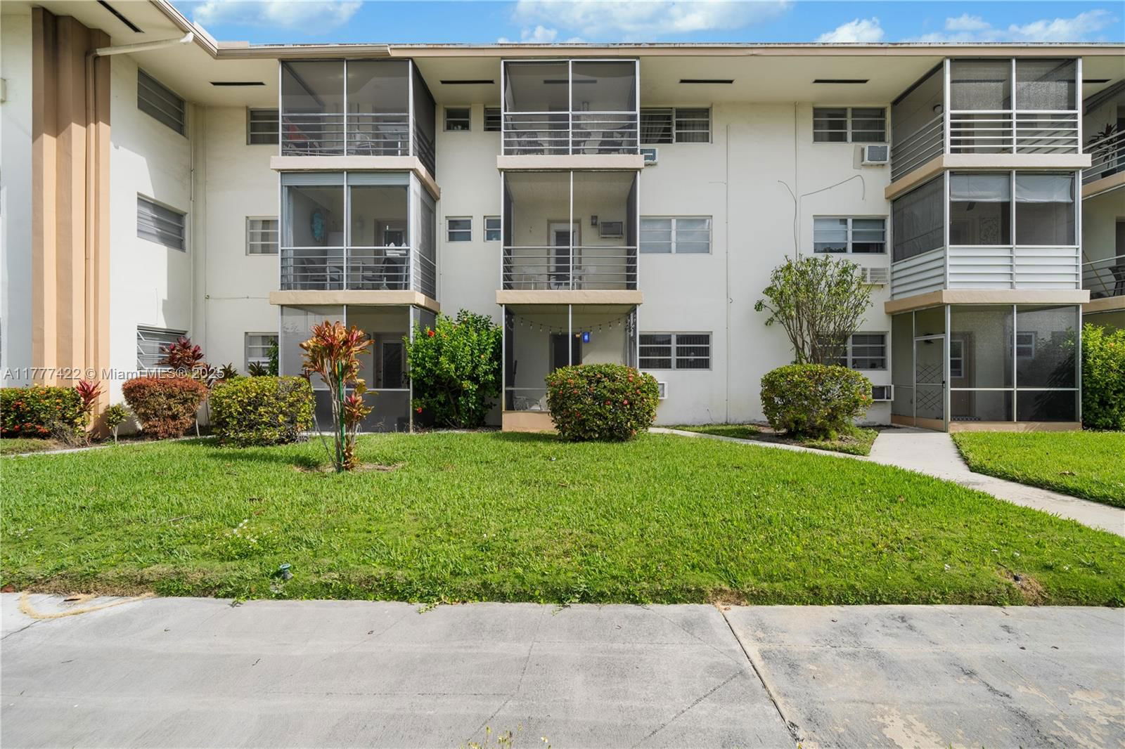 Real estate property located at 16900 14th Ave #109, Miami-dade, Mar-len Gardens No 1 Corp, Miami, FL