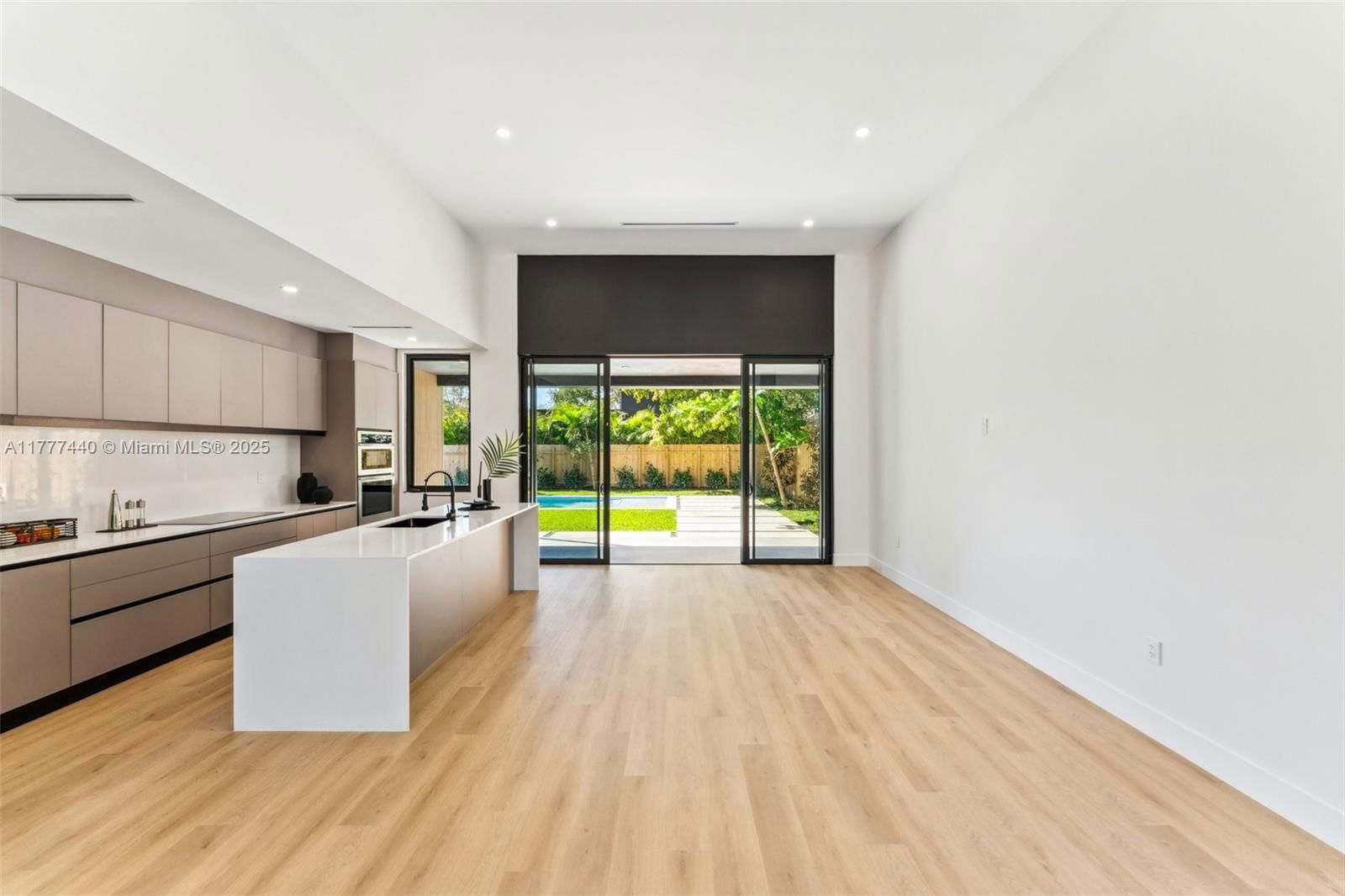 Real estate property located at 412 47th St, Miami-dade, Buena Vista Heights Exten, Miami, FL