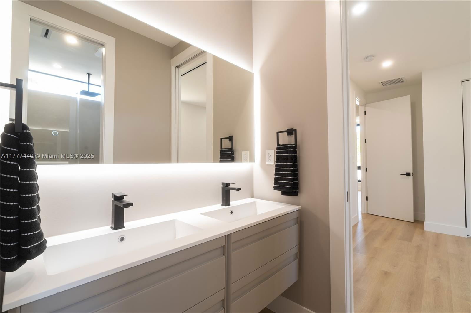 Real estate property located at 412 47th St, Miami-dade, Buena Vista Heights Exten, Miami, FL