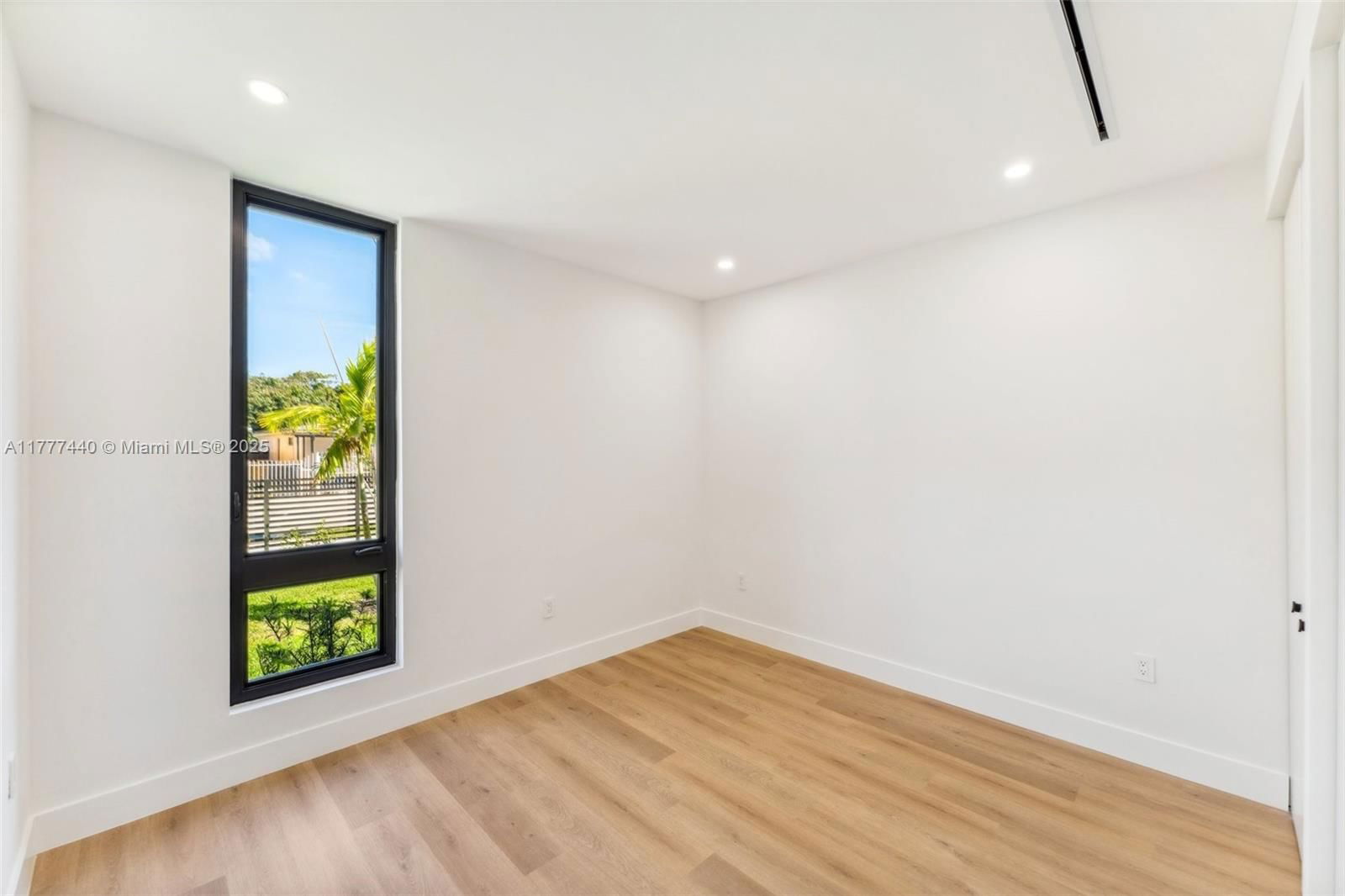 Real estate property located at 412 47th St, Miami-dade, Buena Vista Heights Exten, Miami, FL
