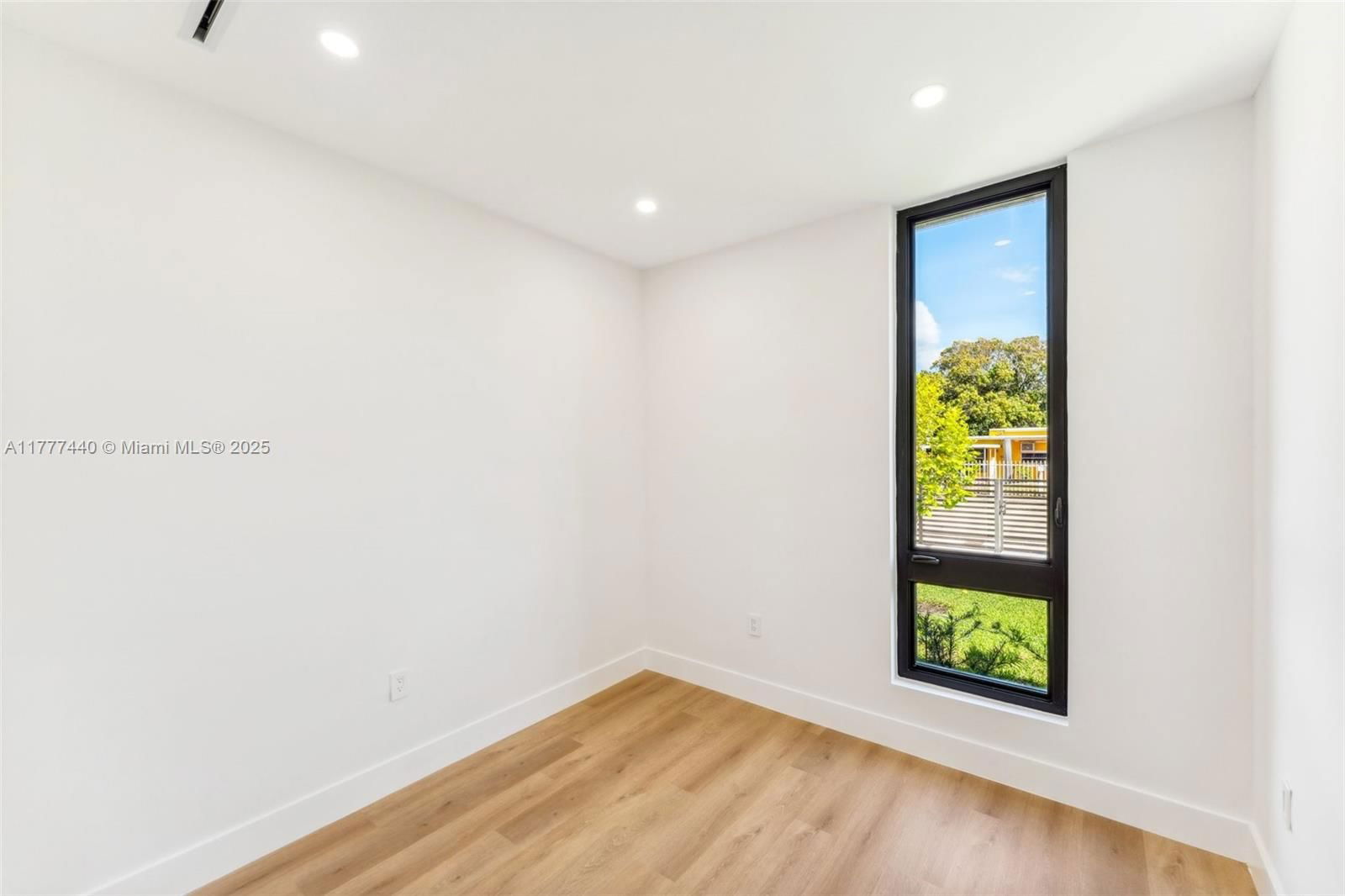 Real estate property located at 412 47th St, Miami-dade, Buena Vista Heights Exten, Miami, FL