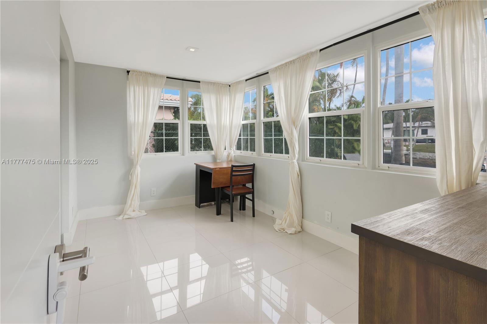 Real estate property located at 1700 23rd Ave, Broward, Flamingo Park Sec, Fort Lauderdale, FL