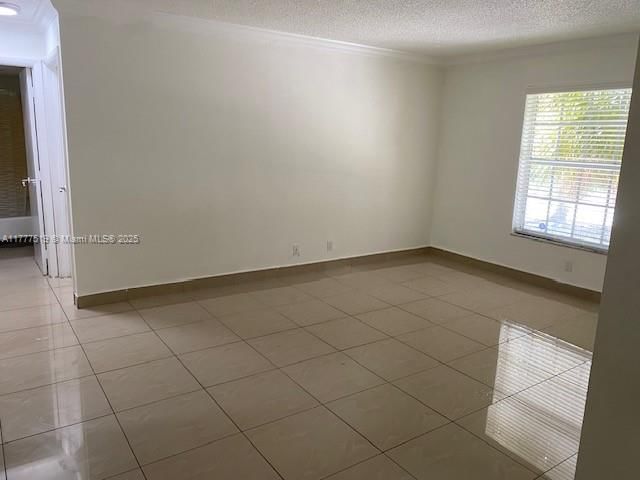 Real estate property located at 4210 21st St #102, Broward, Wood Hue Ii Condo, Lauderhill, FL