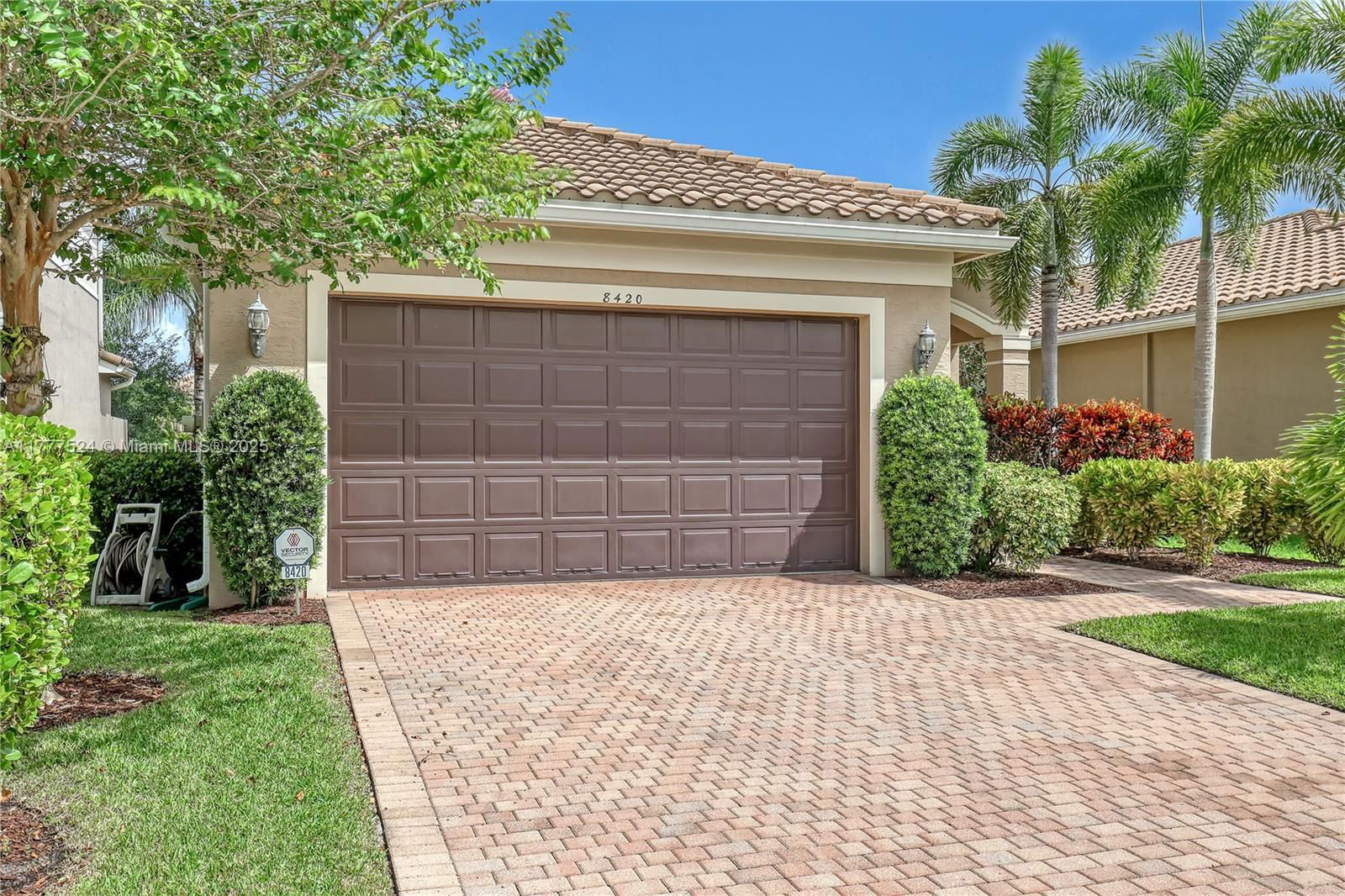 Real estate property located at 8420 Calabria Lakes Dr, Palm Beach, Trails At Canyon 1, Boynton Beach, FL