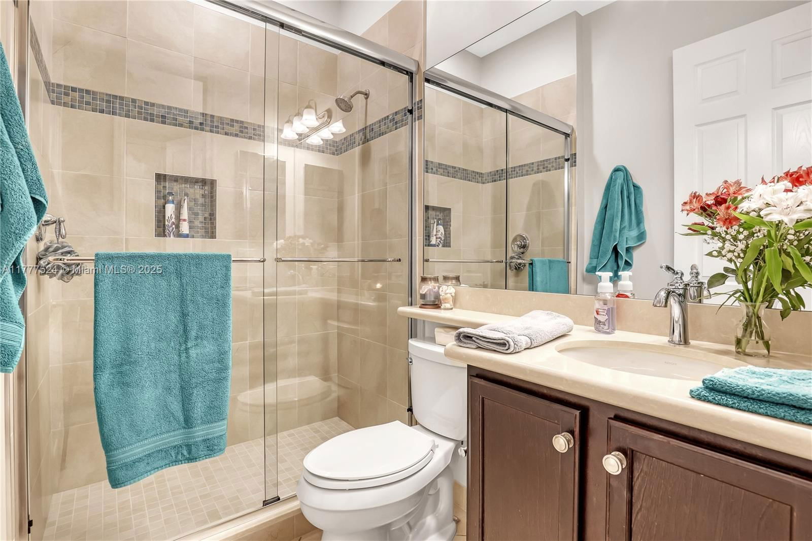 Real estate property located at 8420 Calabria Lakes Dr, Palm Beach, Trails At Canyon 1, Boynton Beach, FL