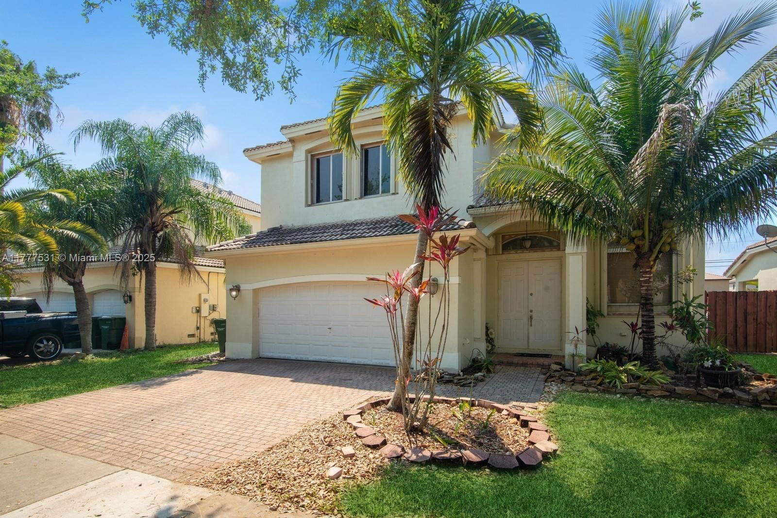 Real estate property located at 2016 19th St, Miami-dade, Shores At Keys Gate, Homestead, FL
