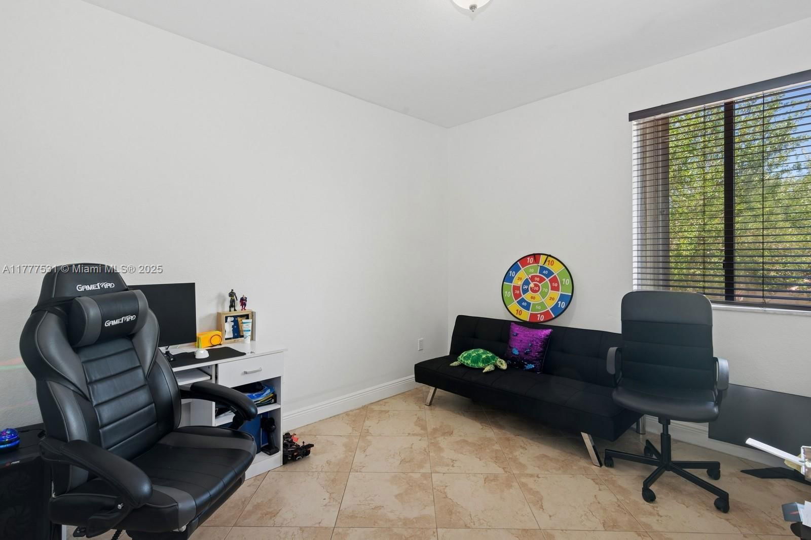 Real estate property located at 2016 19th St, Miami-dade, Shores At Keys Gate, Homestead, FL