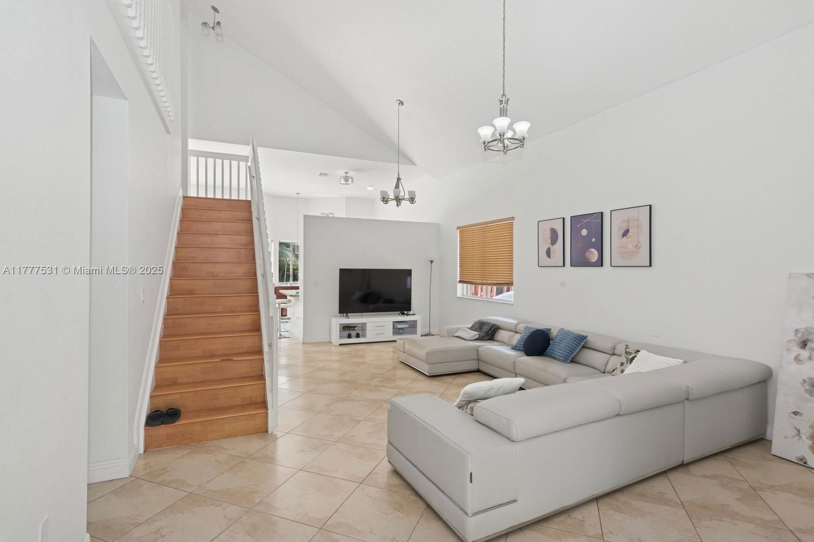 Real estate property located at 2016 19th St, Miami-dade, Shores At Keys Gate, Homestead, FL