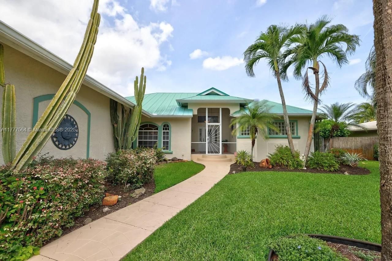 Real estate property located at 516 South Carolina Dr, Martin, Palmetto Harbor, Stuart, FL